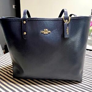 Coach reversible tote with money bag style pouch